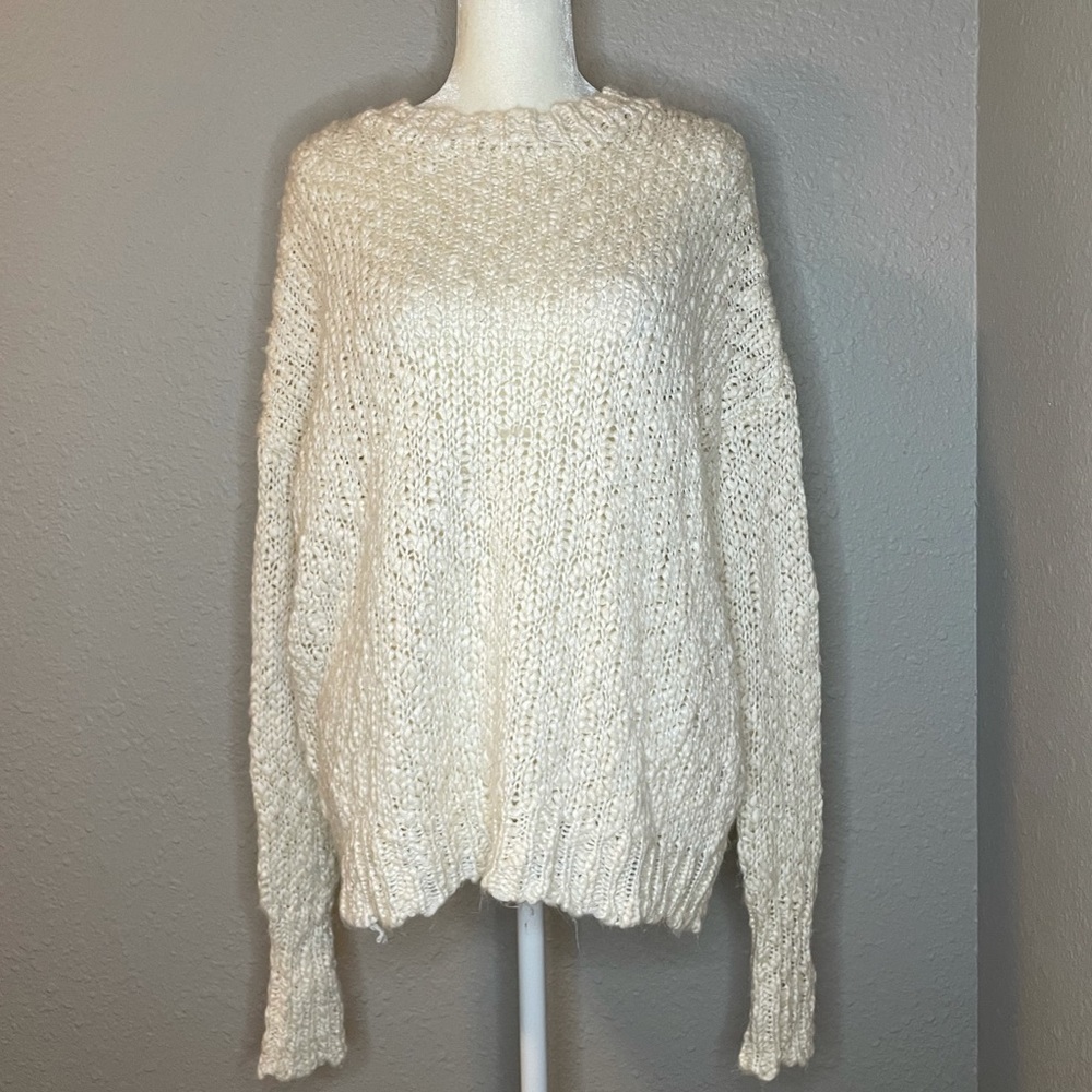 Universal Thread Cream Sweater